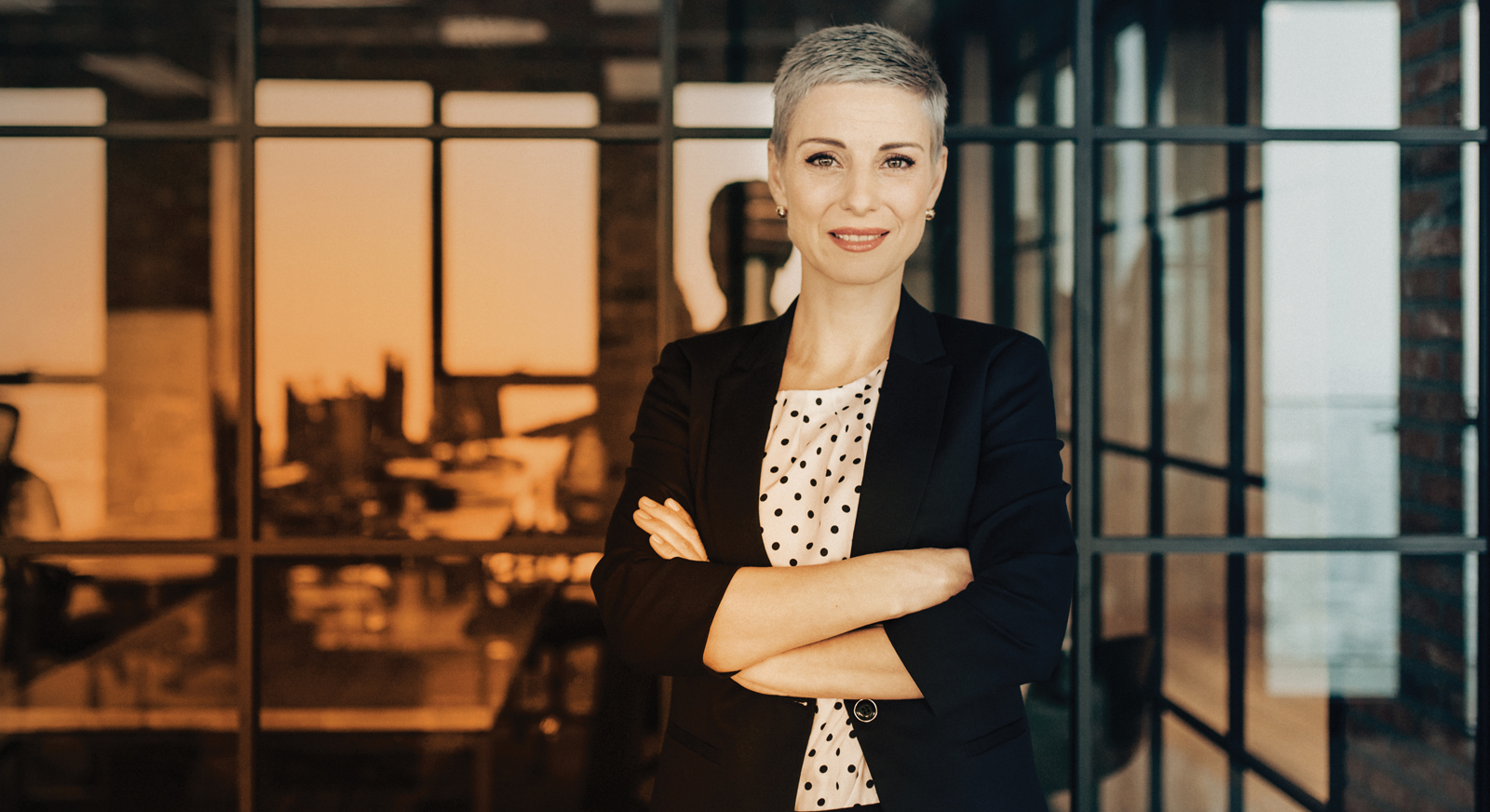 Smart Broker Smart brokers diversify their business.